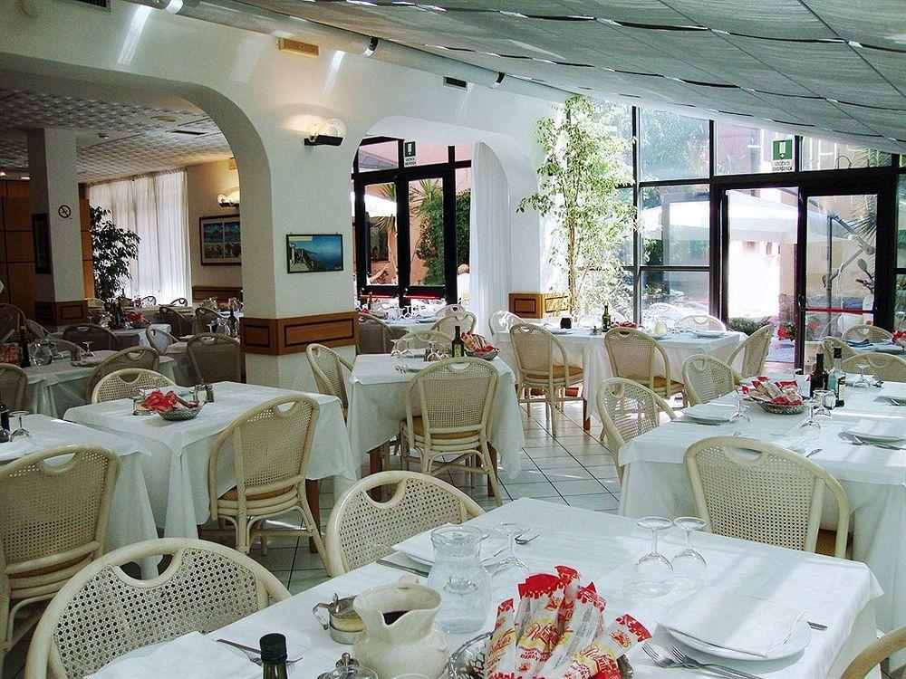 Hotel Zunino Споторно Екстер'єр фото